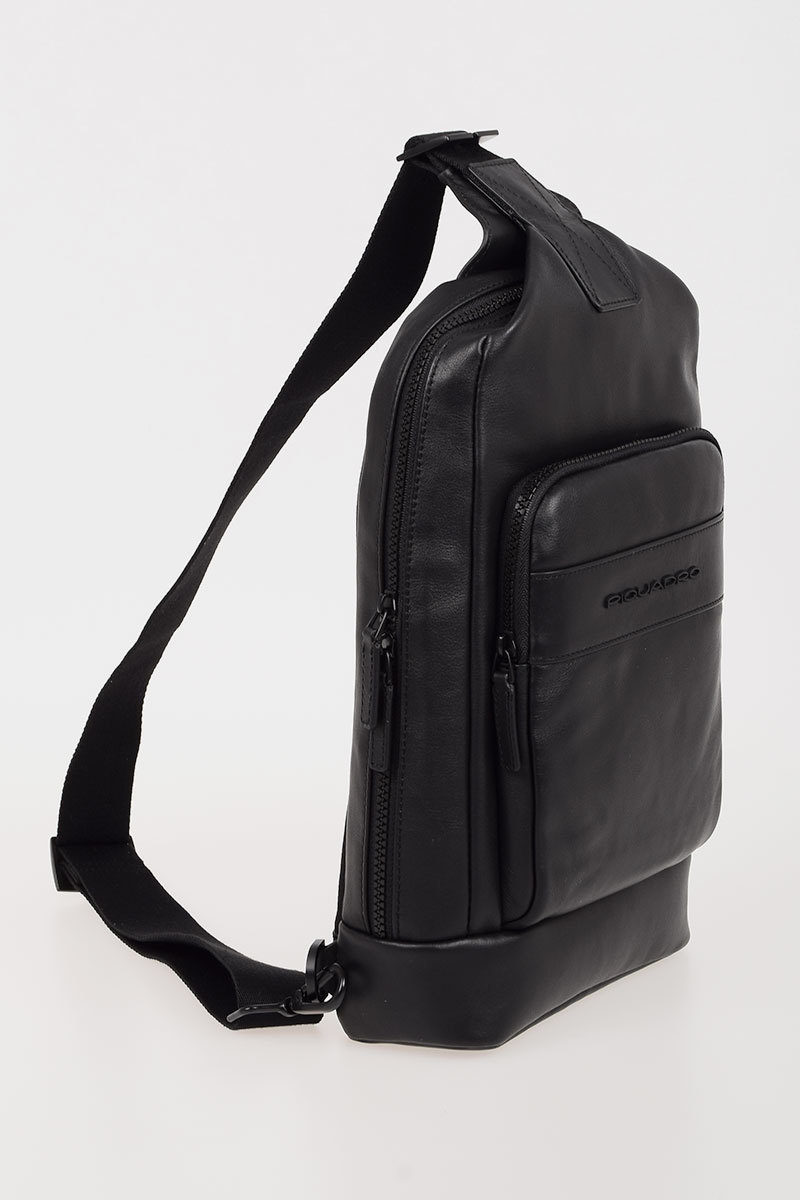 SETEBOS Mono Sling Bag Black Piquadro men - Cuoieria Shop On-line