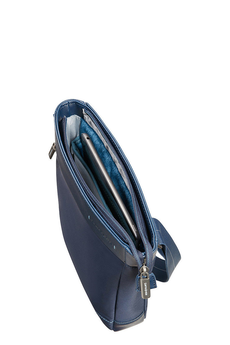 samsonite men's messenger bags